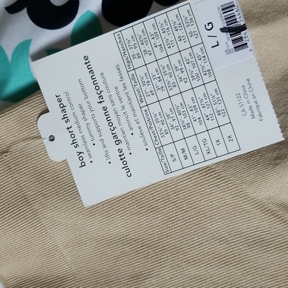 2/$18 Women's Shapewear Seamless Boy short NWT - Picture 4 of 6